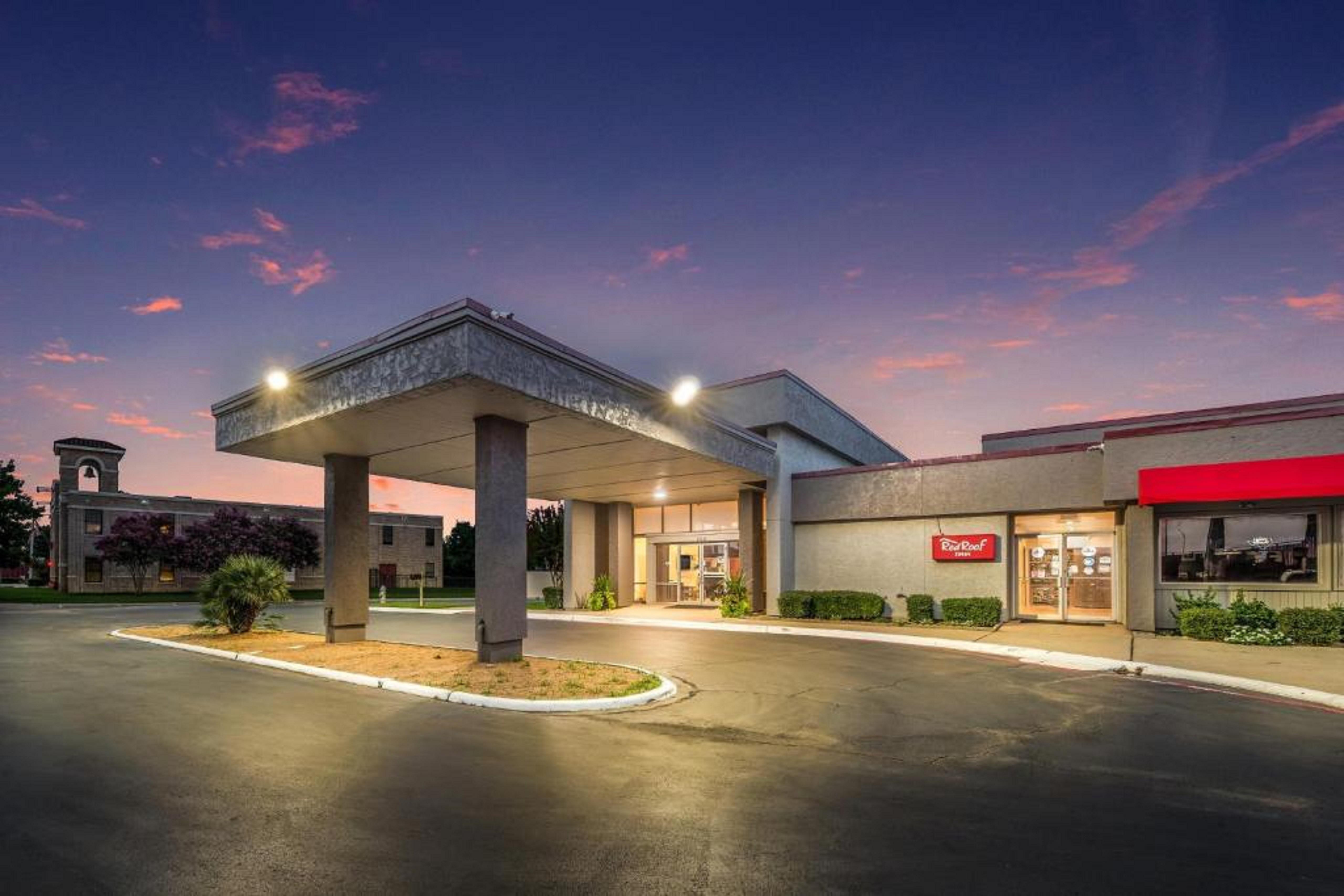 Red Roof Inn Lewisville Zewnętrze zdjęcie